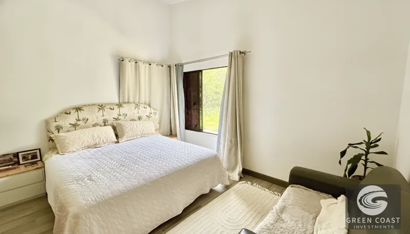 Modern 5-Bed Jungle Villa & Studios with Pool Near Jaco Beach — view 11, Jacó, Costa Rica