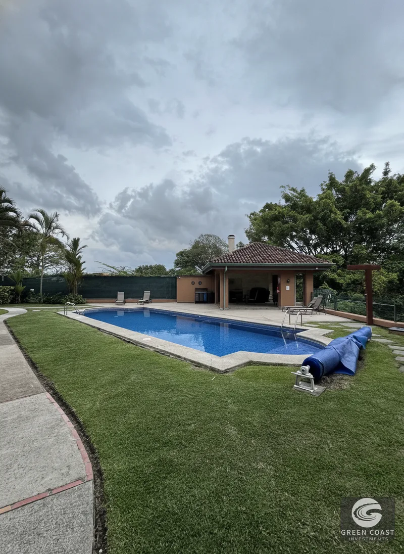 Modern 2-Bed Condo with Pool in Prime San Rafael de Escazú — view 2, San Rafael de Escazú, Barrio Escalante, Costa Rica