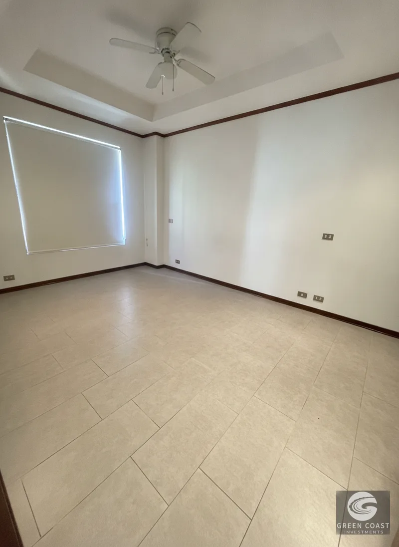 Modern 2-Bed Condo with Pool in Prime San Rafael de Escazú — view 14, San Rafael de Escazú, Barrio Escalante, Costa Rica