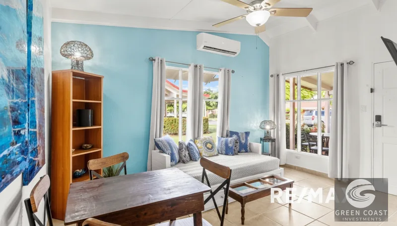 Renovated 2-BR Beachside Condo in Jaco – Walk to the Ocean & Pool — view 7, Jacó, Costa Rica