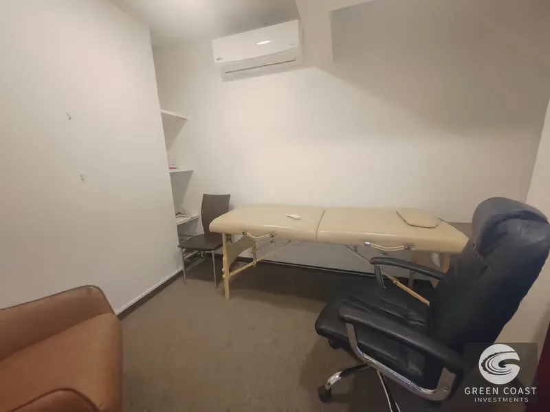 Turnkey 3-Office Medical Clinic with Parking in Alajuela Centro | Central Valley Commercial Investment — view 9, Alajuela Centro, Alajuela Centro, Costa Rica