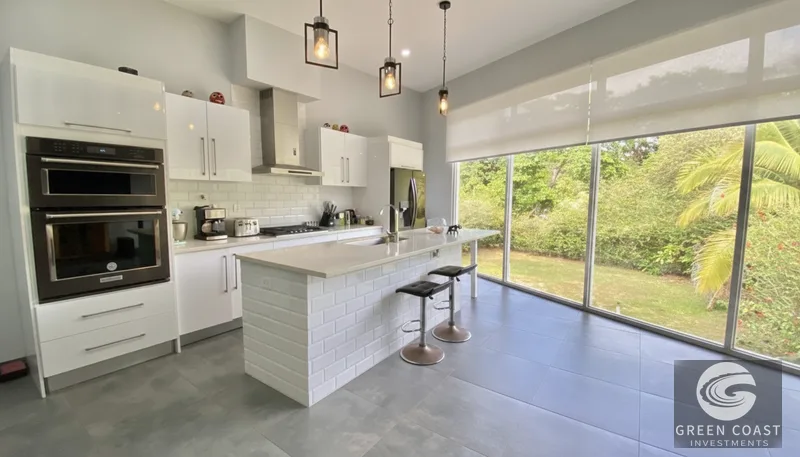 Modern 3BR Eco-Luxury Villa in Gated Loma Del Mar | Near Hermosa Beach — view 5, Jacó, Costa Rica