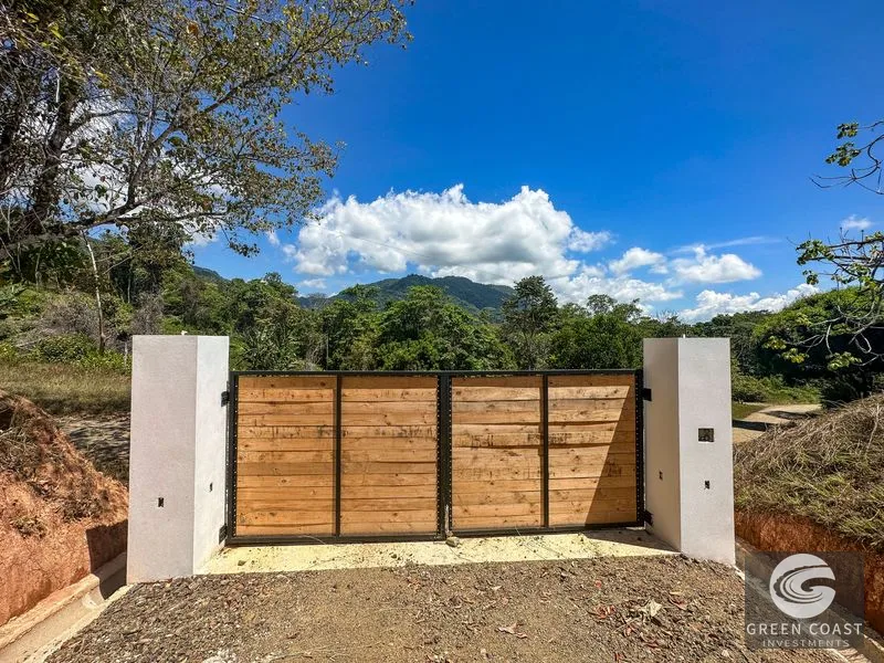 An elevated, prepared river lot with 360-degree ocean, mountain, valley and jungle views — view 26, Tres Ríos, Osa, Costa Rica