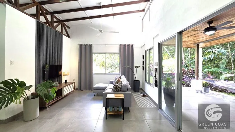 2 Bedroom Solar Home with Creek Frontage — view 8, Ojochal, Osa, Costa Rica