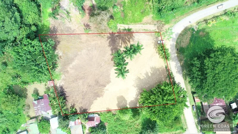 5000 Square Meter Lot, Residencial or Commercial, 400 Meters From the Beach. — view 1, Dominical, Costa Rica