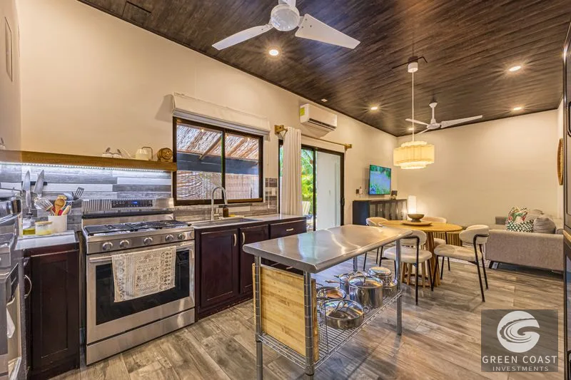 5 Out Of 5 Star Hotel for sale! Just Off The Popular Calle Uvita Commercial Hub, Uvita 60504, Costa Rica — view 9, Dominical, Costa Rica