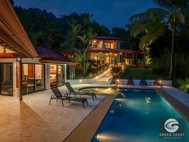 2.07 ACRES – 3 Bedroom Elegant Home With Guest Suite & Sweeping Ocean Views, Secluded & Nestled within Lush Jungle Surroundings!!! — view 3, Uvita, Osa, Costa R