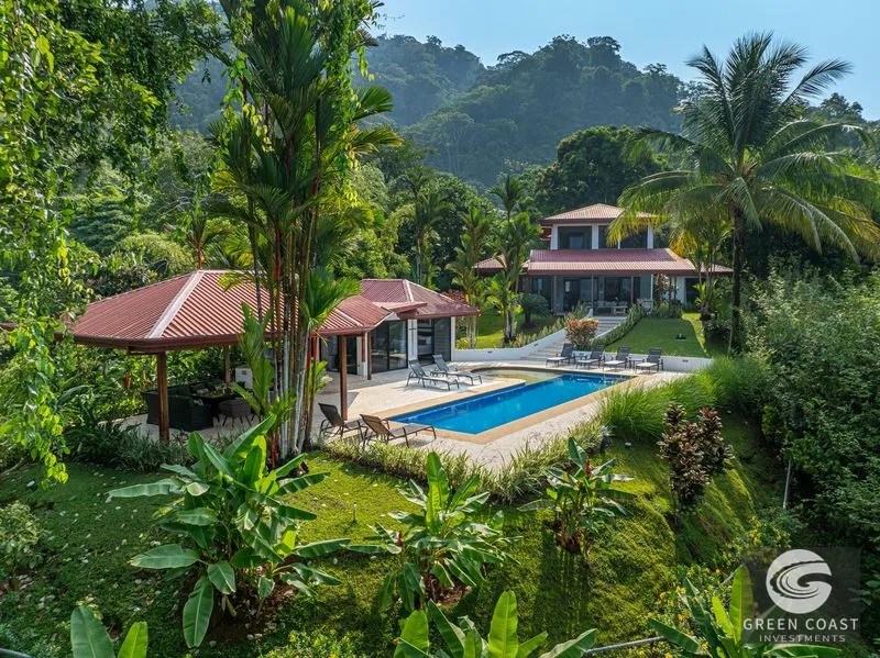 2.07 ACRES – 3 Bedroom Elegant Home With Guest Suite & Sweeping Ocean Views, Secluded & Nestled within Lush Jungle Surroundings!!! — view 10, Uvita, Osa, Costa 