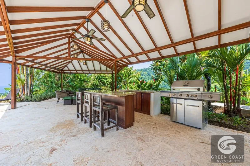 2.07 ACRES – 3 Bedroom Elegant Home With Guest Suite & Sweeping Ocean Views, Secluded & Nestled within Lush Jungle Surroundings!!! — view 12, Uvita, Osa, Costa 