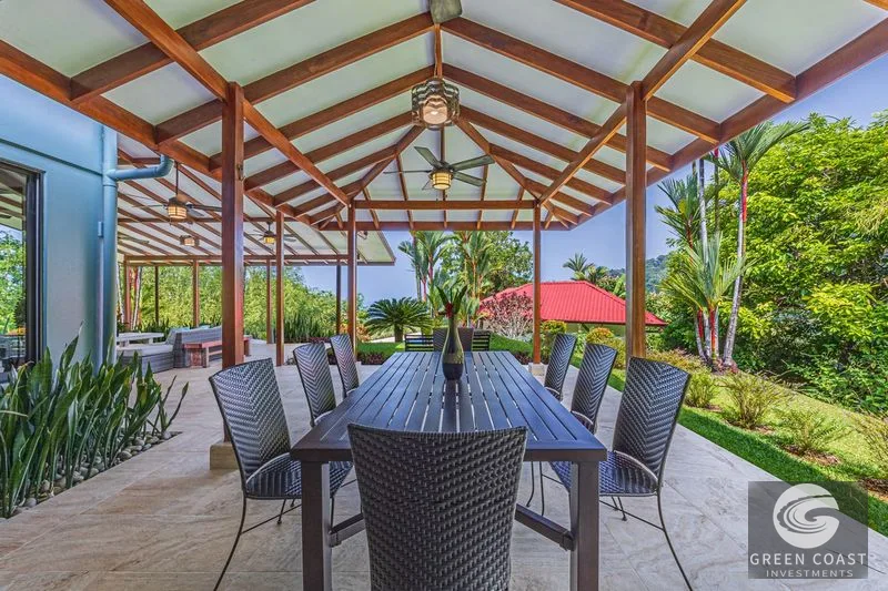 2.07 ACRES – 3 Bedroom Elegant Home With Guest Suite & Sweeping Ocean Views, Secluded & Nestled within Lush Jungle Surroundings!!! — view 14, Uvita, Osa, Costa 