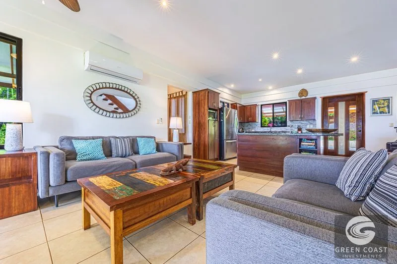 2.07 ACRES – 3 Bedroom Elegant Home With Guest Suite & Sweeping Ocean Views, Secluded & Nestled within Lush Jungle Surroundings!!! — view 21, Uvita, Osa, Costa 