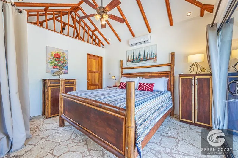 2.07 ACRES – 3 Bedroom Elegant Home With Guest Suite & Sweeping Ocean Views, Secluded & Nestled within Lush Jungle Surroundings!!! — view 33, Uvita, Osa, Costa 