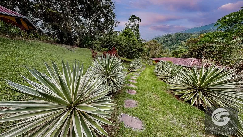 A Tranquil Haven: Prime Investment Opportunity in Uvita's Lush River Enclave — view 5, Dominical, Costa Rica