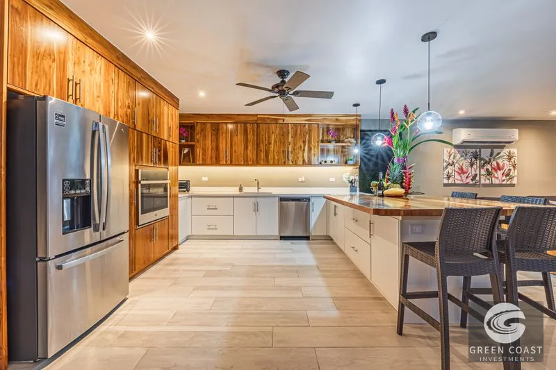 4 Bedroom Jungle Paradise with Ocean Views — view 15, Hatillo, Hatillo, Costa Rica