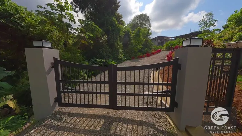 4 ACRES – 3 Bedroom Home “The Crystal Shire” With Wide Ocean View, Creek, Solar Power, Fine Craftsmanship, Self Sufficiency!! — view 10, Portalon, Matapalo, Cos