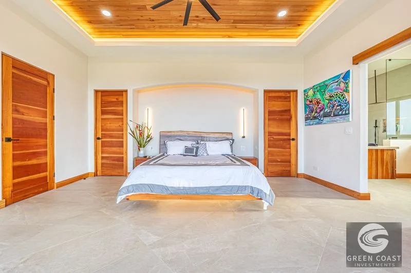 4 ACRES – 3 Bedroom Home “The Crystal Shire” With Wide Ocean View, Creek, Solar Power, Fine Craftsmanship, Self Sufficiency!! — view 24, Portalon, Matapalo, Cos