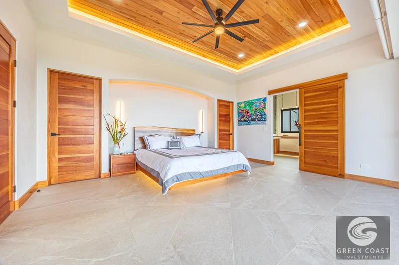 4 ACRES – 3 Bedroom Home “The Crystal Shire” With Wide Ocean View, Creek, Solar Power, Fine Craftsmanship, Self Sufficiency!! — view 25, Portalon, Matapalo, Cos
