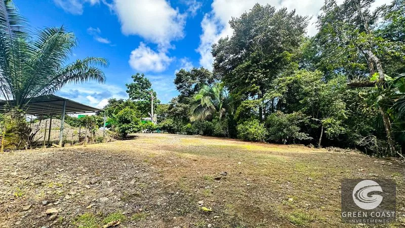 Prime Commercial Lot in Quepos: Ready-to-Build 1,782m² Near Costanera Sur — view 3, Quepos, Costa Rica