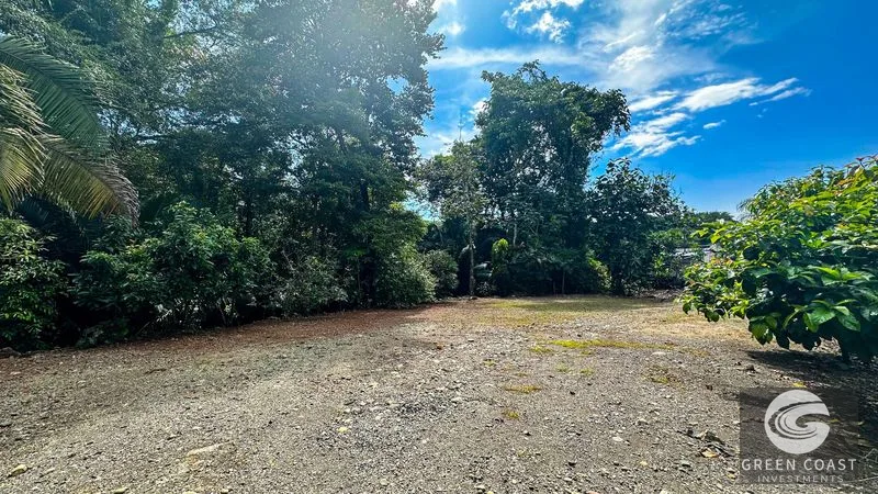 Prime Commercial Lot in Quepos: Ready-to-Build 1,782m² Near Costanera Sur — view 5, Quepos, Costa Rica