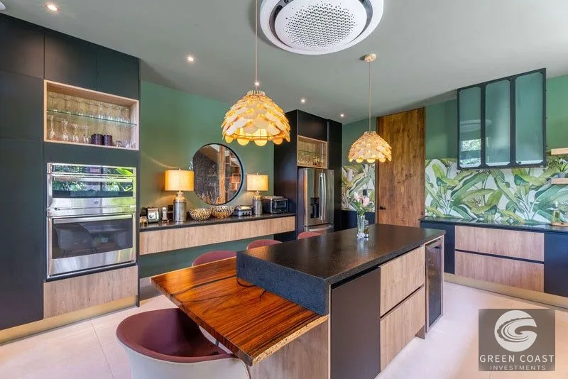 Manuel Antonio 8-BR Luxury Beachfront Estate with Infinity Pool & Ocean Views — view 10, Manuel Antonio, Costa Rica