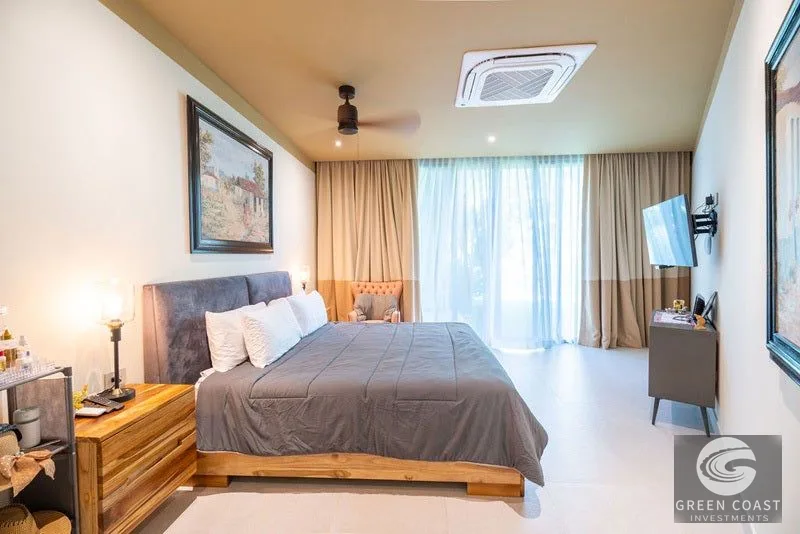 Manuel Antonio 8-BR Luxury Beachfront Estate with Infinity Pool & Ocean Views — view 19, Manuel Antonio, Costa Rica