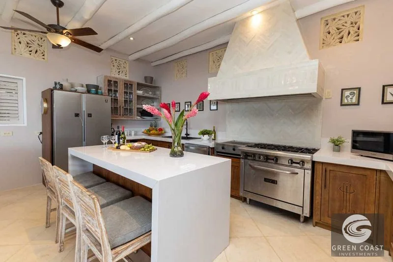 Manuel Antonio Luxury Balinese Villa: 6-Bed High-Yield Ocean View Estate — view 75, Manuel Antonio, Costa Rica