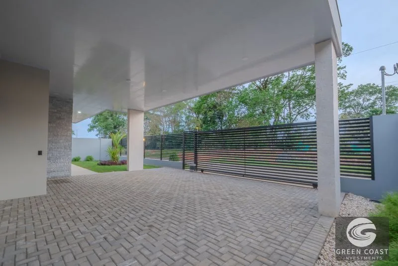 Luxury 3BR Estate in Uvita: Modern C-Shape Design with Private Pool in Exclusive Gated Community — view 10, Uvita, Uvita, Costa Rica