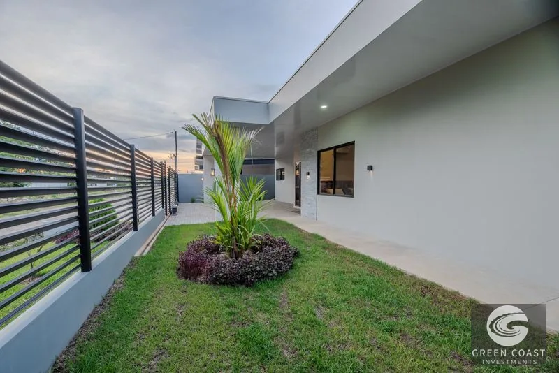 Luxury 3BR Estate in Uvita: Modern C-Shape Design with Private Pool in Exclusive Gated Community — view 13, Uvita, Uvita, Costa Rica