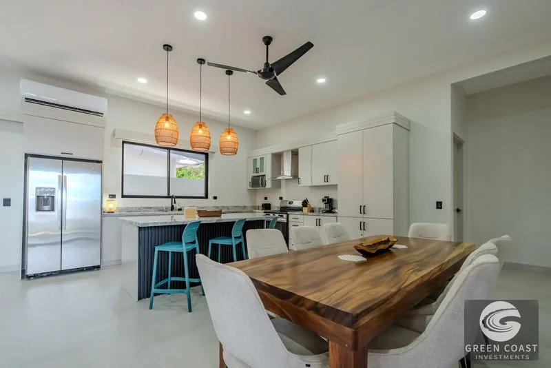 Luxury 3BR Estate in Uvita: Modern C-Shape Design with Private Pool in Exclusive Gated Community — view 20, Uvita, Uvita, Costa Rica