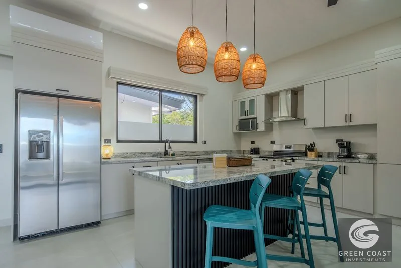 Luxury 3BR Estate in Uvita: Modern C-Shape Design with Private Pool in Exclusive Gated Community — view 21, Uvita, Uvita, Costa Rica
