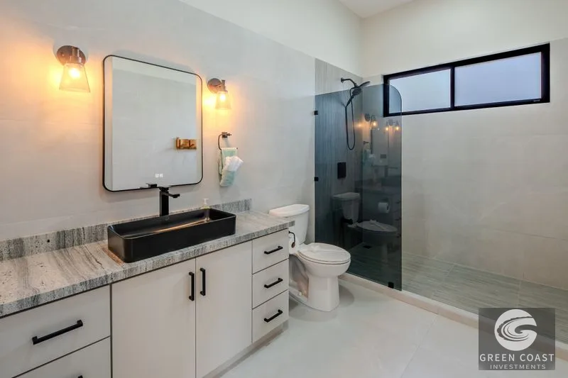Luxury 3BR Estate in Uvita: Modern C-Shape Design with Private Pool in Exclusive Gated Community — view 41, Uvita, Uvita, Costa Rica