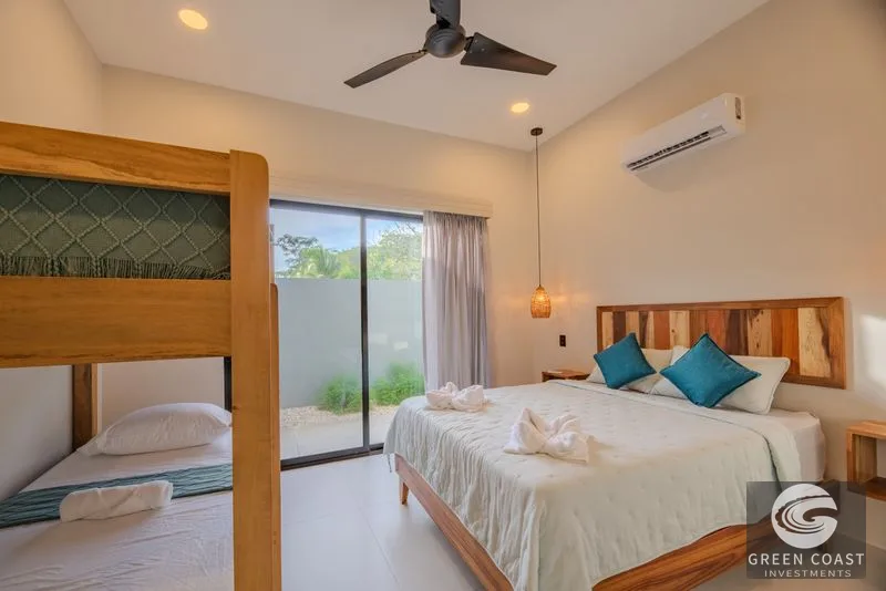 Luxury 3BR Estate in Uvita: Modern C-Shape Design with Private Pool in Exclusive Gated Community — view 49, Uvita, Uvita, Costa Rica