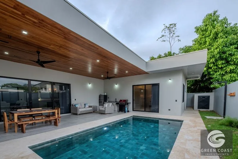 Luxury 3BR Estate in Uvita: Modern C-Shape Design with Private Pool in Exclusive Gated Community — view 68, Uvita, Uvita, Costa Rica