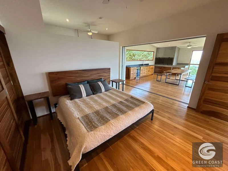Modern Luxury Ocean-View Villa with Teak Floors in Ojochal — view 16, Ojochal, Costa Rica