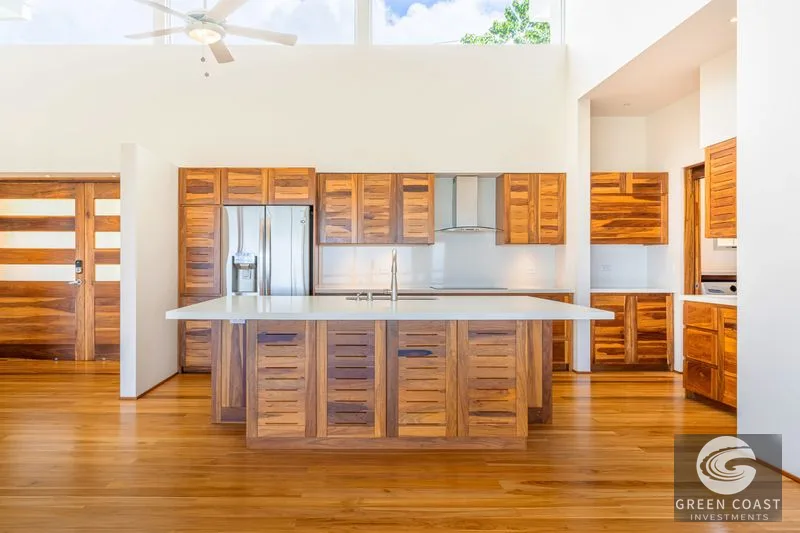 Modern Luxury Ocean-View Villa with Teak Floors in Ojochal — view 22, Ojochal, Costa Rica