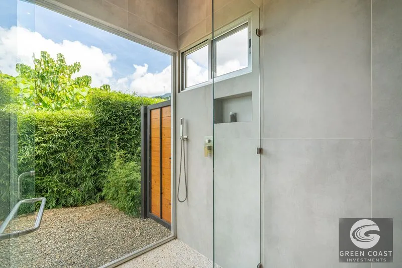 Modern Luxury Ocean-View Villa with Teak Floors in Ojochal — view 32, Ojochal, Costa Rica