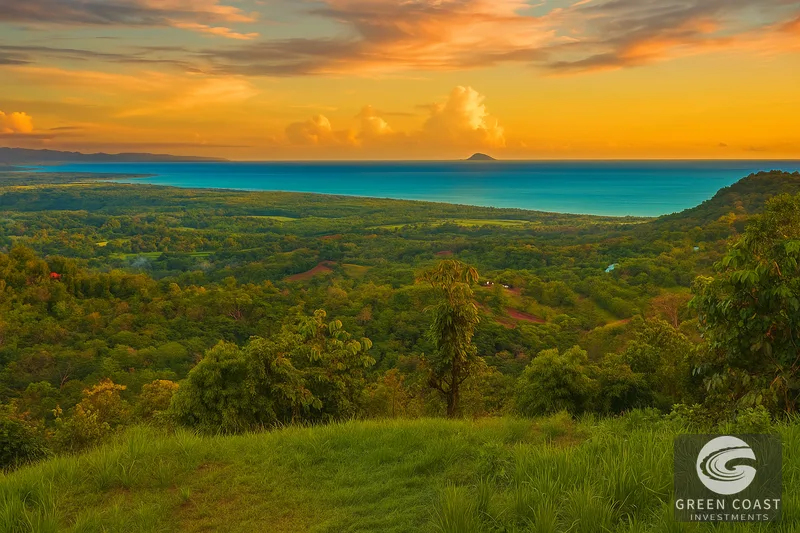 16-Acre Luxury Ocean View Estate with Three Building Sites in Tres Ríos — view 1, Ojochal, Costa Rica