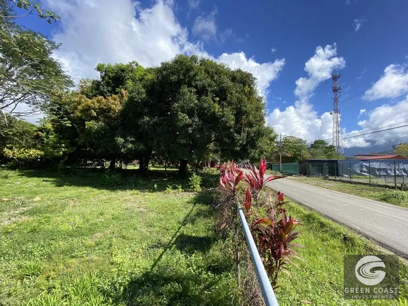Prime Commercial Lot in Downtown Uvita: Flat, Subdividable Land with Paved Road Frontage — view 15, Dominical, Costa Rica