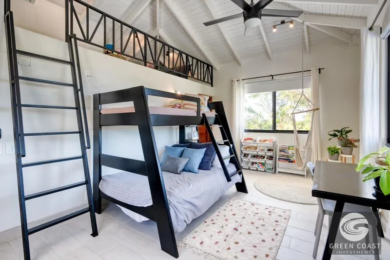 Luxury Modern Estate with Mountain Views, Guest Container Home & Expansion Pad in Ojochal — view 16, Ojochal, Costa Rica