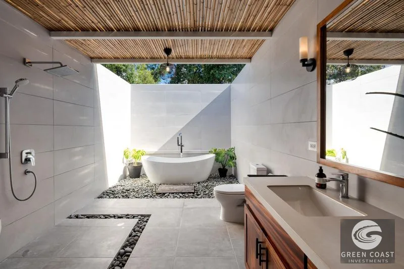 Luxury Modern Estate with Mountain Views, Guest Container Home & Expansion Pad in Ojochal — view 17, Ojochal, Costa Rica