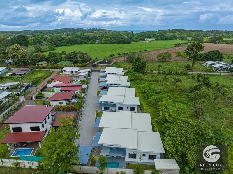 Exclusive 8-Home Gated Estate with Private Pools in Uvita — view 15, Dominical, Costa Rica