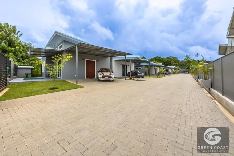 Exclusive 8-Home Gated Estate with Private Pools in Uvita — view 18, Dominical, Costa Rica