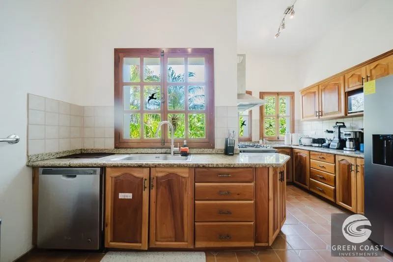 9-Bed Luxury Boutique Hotel & Villa with Ocean Views and Development Land in Bahía Ballena — view 41, Bahía Ballena, Osa, Costa Rica