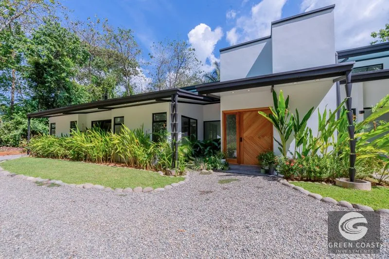 Modern 3BR Jungle Oasis with Creek & Waterfalls Near Dominical — view 2, Dominical, Dominical, Costa Rica