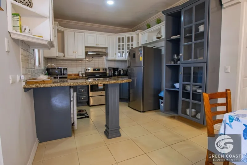 Furnished 3BR Beachside Condo in Jacó | Walk to the Ocean & Pool — view 5, Playa Jaco Property, Playa Jaco Property, Costa Rica