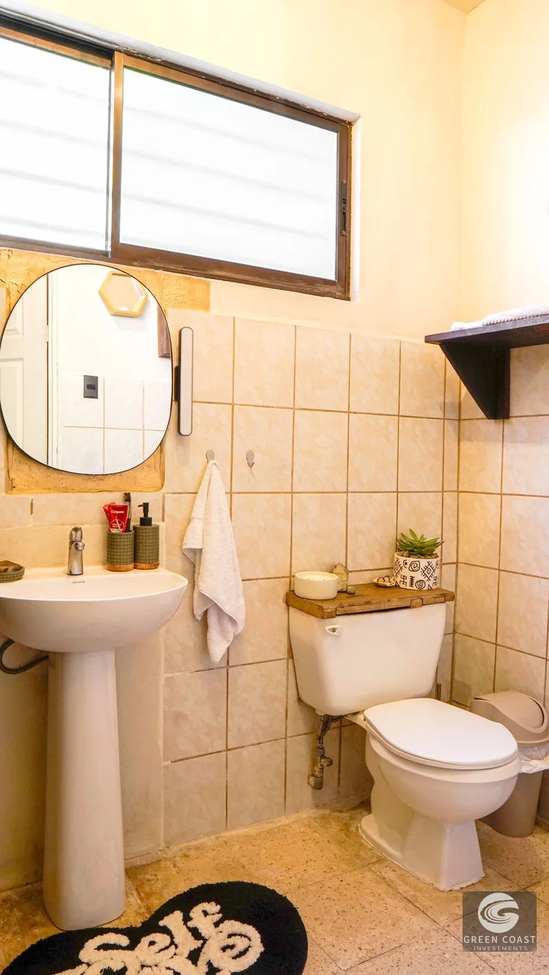 Jacó Beach Multi-Unit Income Property: 5 Renovated Rental Apartments Steps from the Ocean — view 25, Jacó, Costa Rica