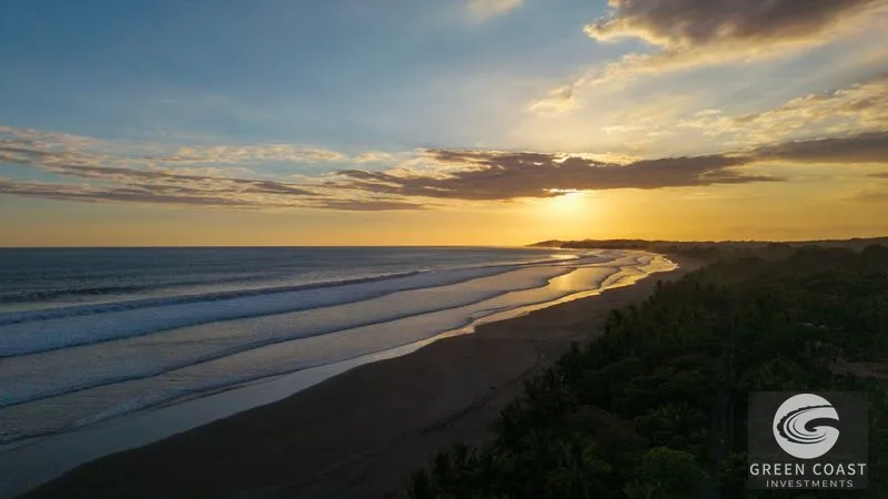 Prime Beachfront Lot in Esterillos: Build Your Costa Rica Dream on 1,587 m² — view 9, Esterillos, Parrita, Costa Rica