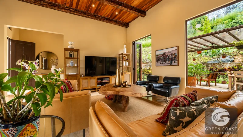Tuscan-Inspired Luxury Estate with Pool, Panoramic Views, and 3.7 Acres in Atenas — view 15, Atenas, Costa Rica