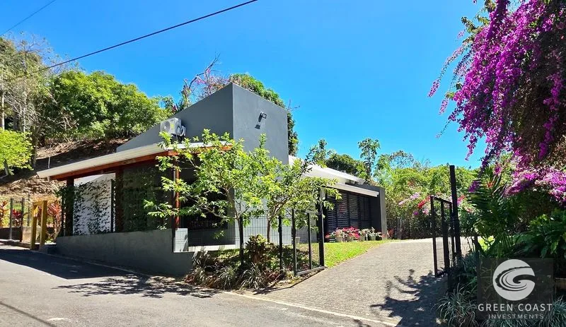 Renovated 2BR Atenas Cottage with Valley Views in Secure Gated Community — view 1, Atenas, Costa Rica