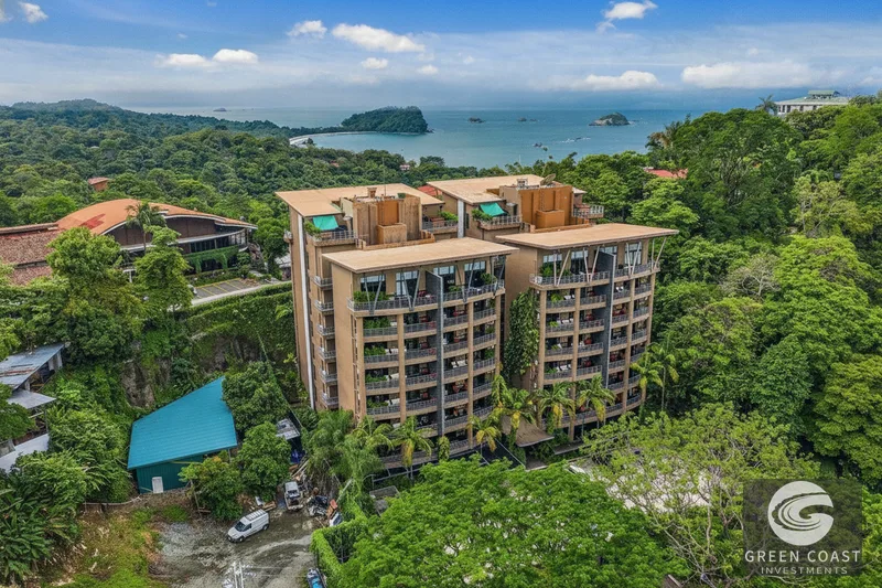 Manuel Antonio Luxury 4BR Penthouse with Private Rooftop Jacuzzi & Panoramic Ocean Views — view 1, Manuel Antonio, Costa Rica